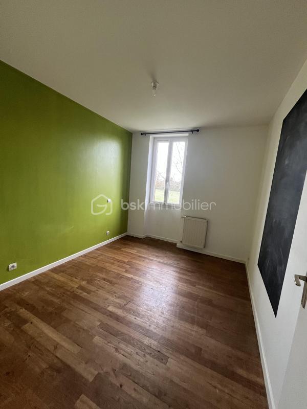 Maison en pierre - 77 m² - 5 pièces