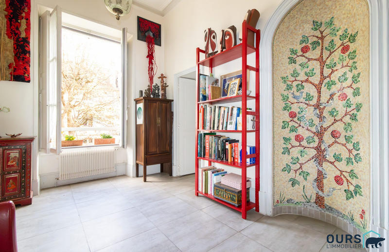 Appartement - 112 m² - 5 pièces