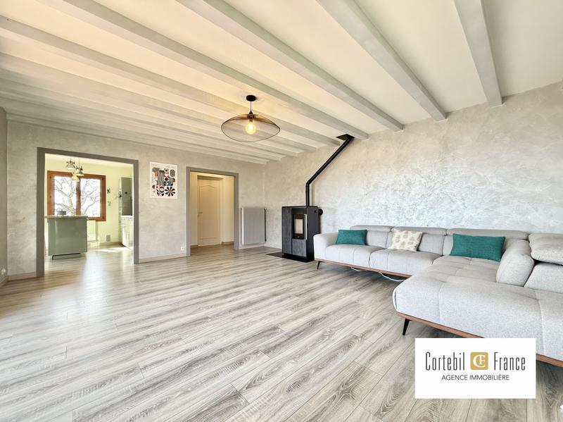 Villa - 213 m² - 5 pièces