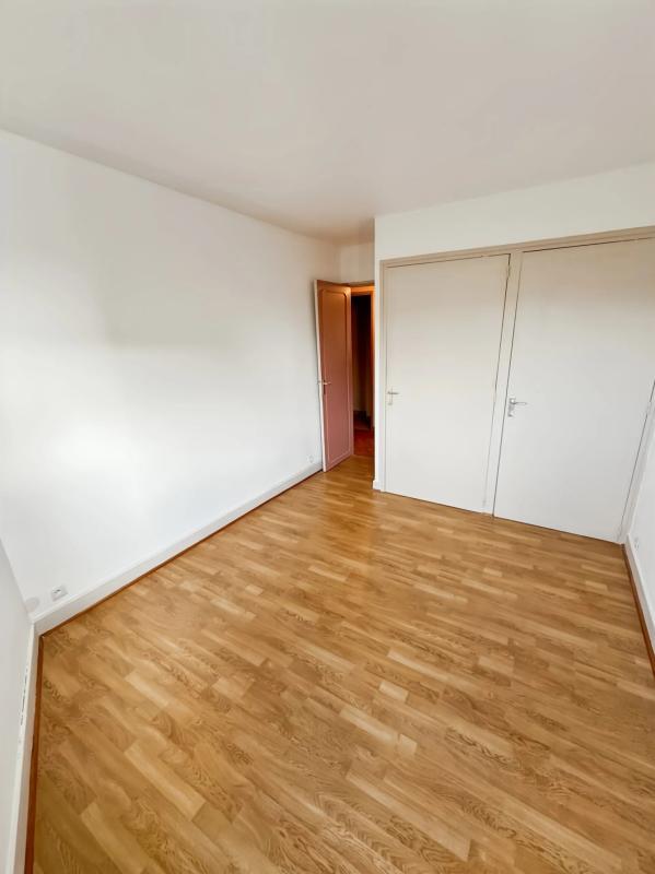 Appartement - 97 m² - 5 pièces