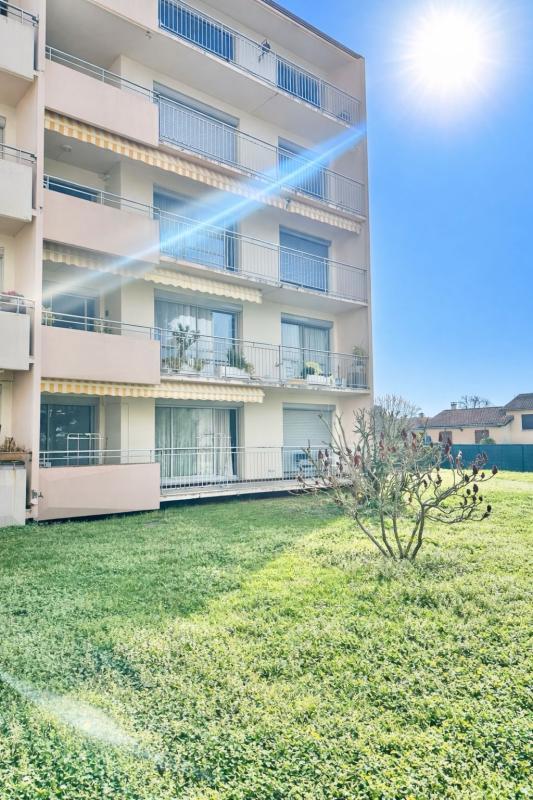 Appartement - 80 m² - 3 pièces