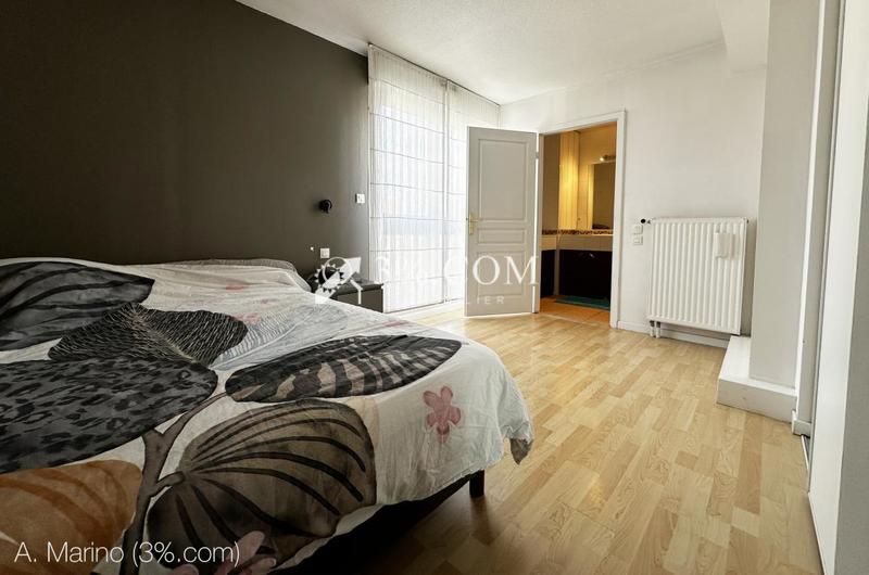 Appartement - 96 m² - 4 pièces