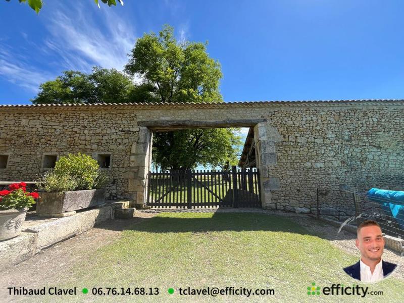 Maison - 208 m² - 6 pièces