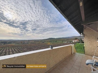 Maison - 93 m² - 4 pièces