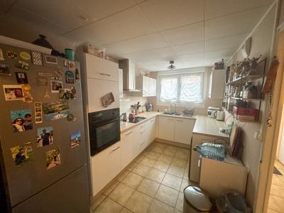 Maison - 94 m² - 4 pièces