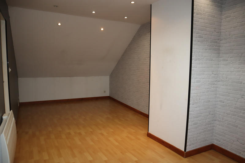 Maison - 146 m² - 8 pièces