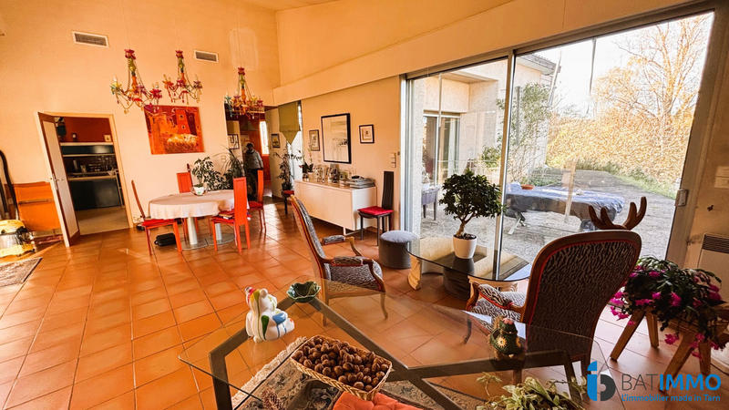 Maison - 188 m² - 5 pièces