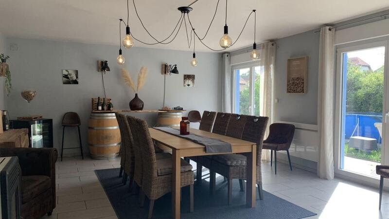 Maison - 228 m² - 8 pièces