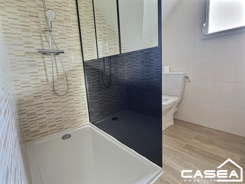 Maison contemporaine - 120 m² - 7 pièces