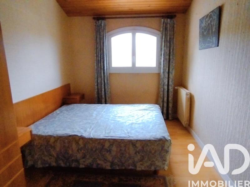 Maison - 205 m² - 6 pièces