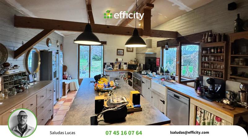 Maison - 184 m² - 8 pièces