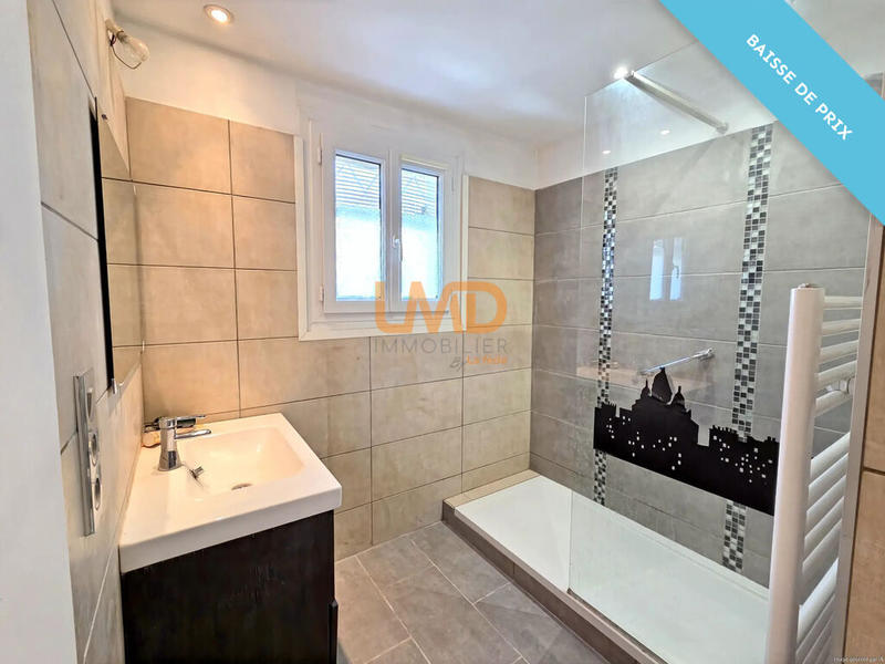 Appartement - 90 m² - 4 pièces