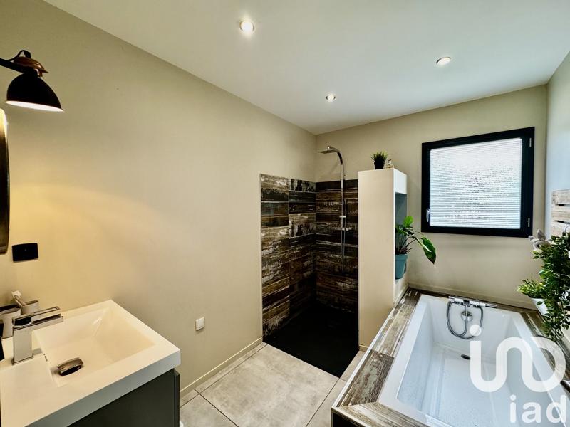 Maison - 135 m² - 5 pièces