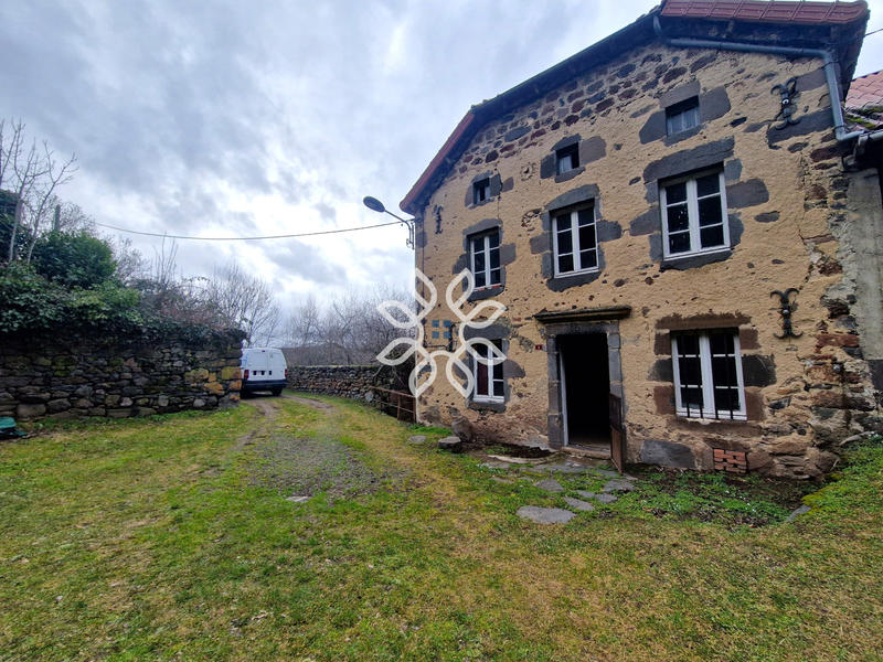 Maison de village - 126 m² - 7 pièces