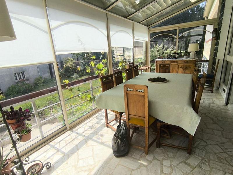 Maison - 234 m² - 8 pièces