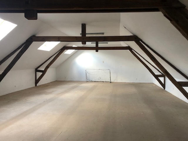 Local commercial - 870 m²