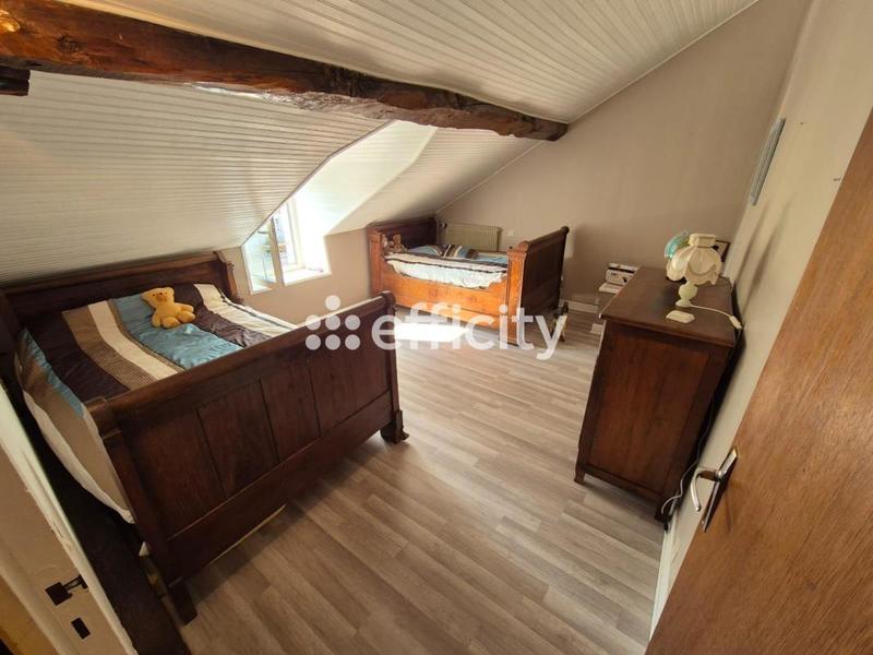 Maison - 175 m² - 9 pièces