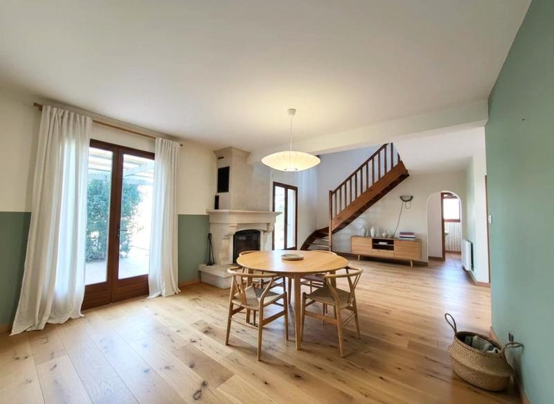 Maison - 151 m² - 7 pièces
