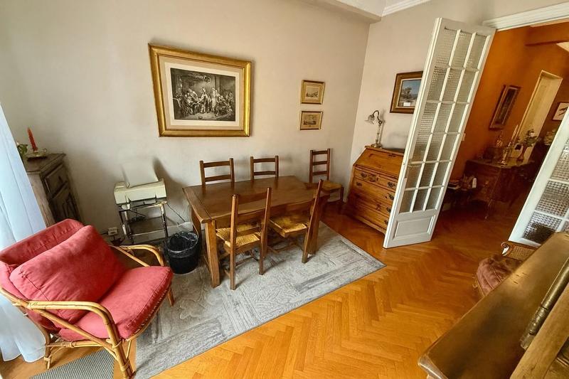 Appartement - 127 m² - 5 pièces