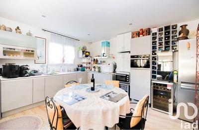 Maison - 96 m² - 4 pièces