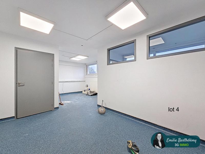 Local commercial - 173 m² - 4 pièces