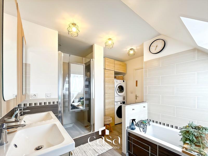 Maison - 100 m² - 6 pièces