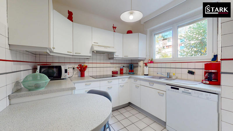 Maison - 170 m² - 7 pièces