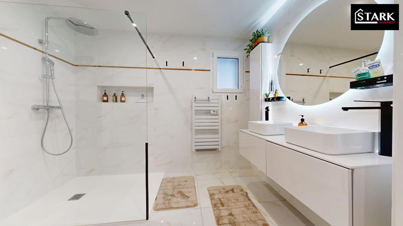 Maison - 126 m² - 5 pièces