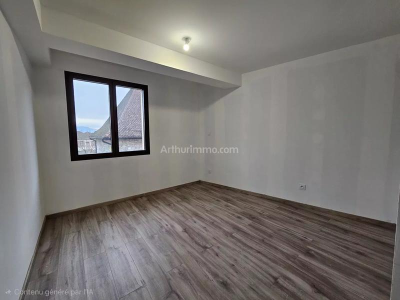 Appartement - 85 m² - 3 pièces