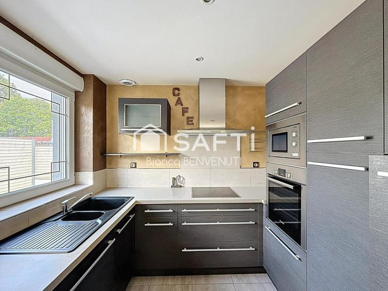 Maison - 175 m² - 7 pièces