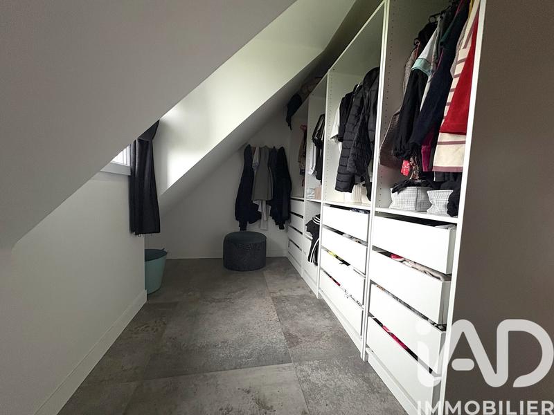 Maison - 177 m² - 6 pièces