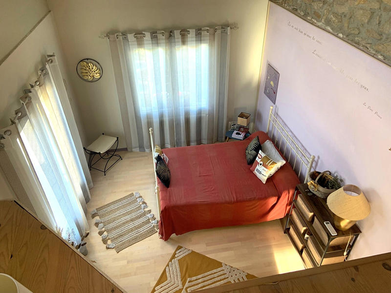 Maison - 175 m² - 9 pièces