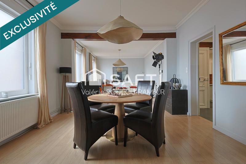 Maison - 250 m² - 6 pièces