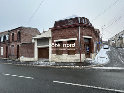 Maison ancienne - 276 m² - 7 pièces