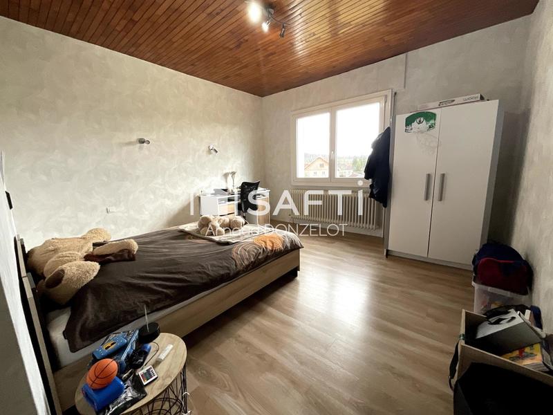 Maison - 166 m² - 7 pièces