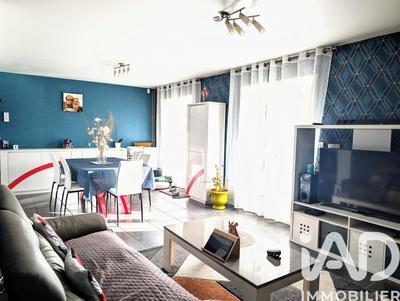 Maison - 96 m² - 5 pièces