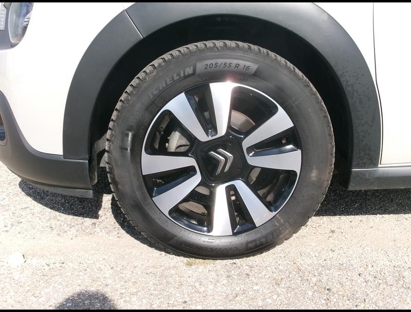 Citroën C3 III Bhdi 100 Shine Bvm