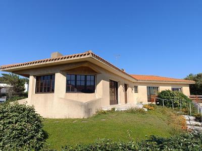 Villa - 268 m² - 6 pièces