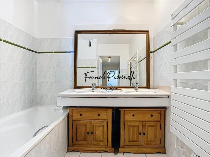 Appartement - 72 m² - 3 pièces