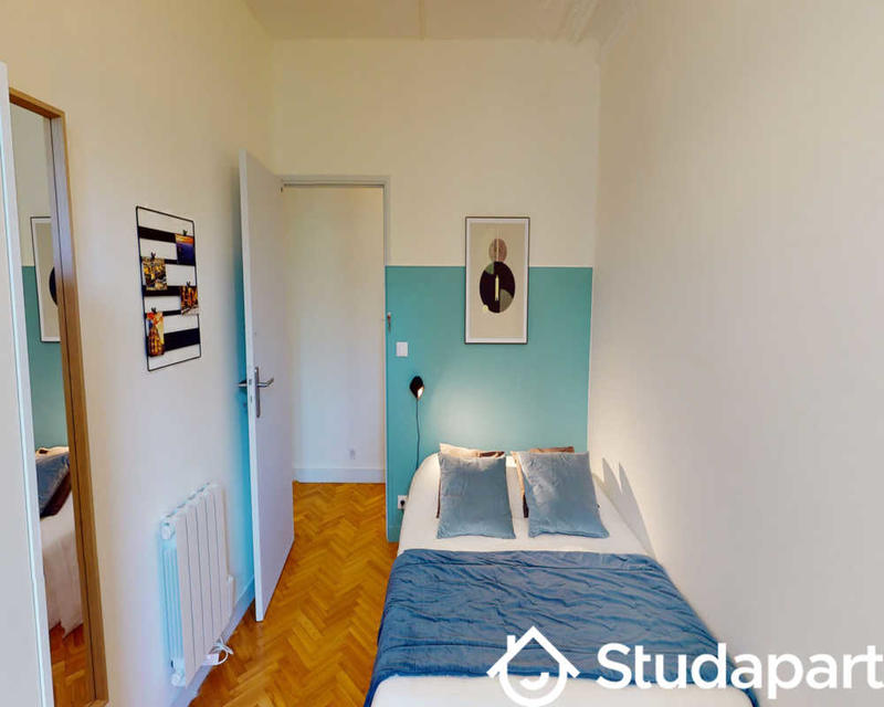 Chambre - 110 m² - 1 pièce
