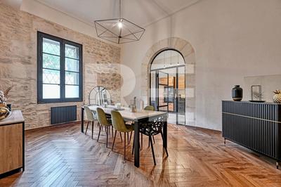 Appartement - 150 m² - 5 pièces