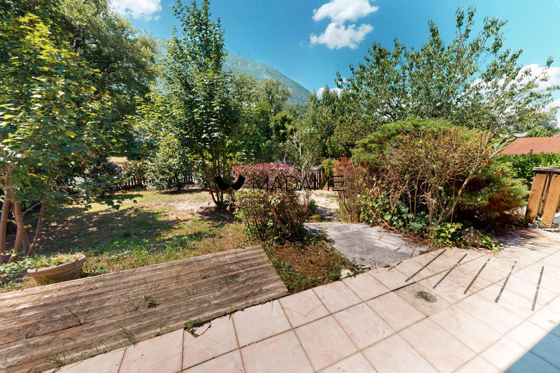 Maison - 123 m² - 5 pièces