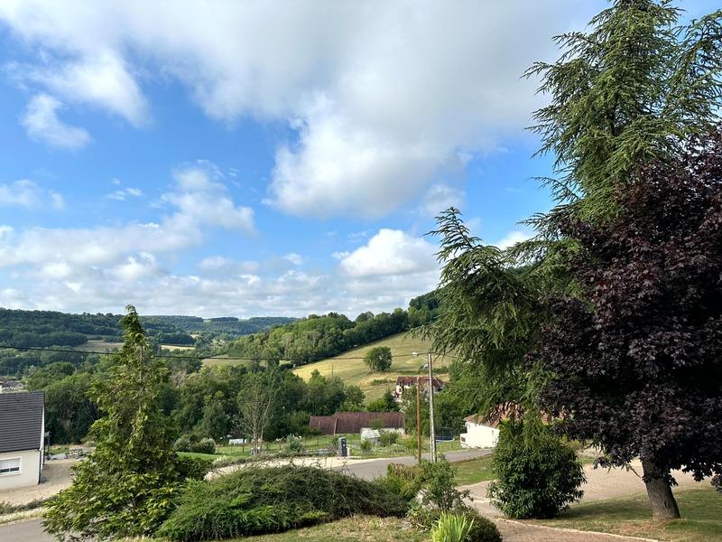 Maison - 210 m² - 9 pièces