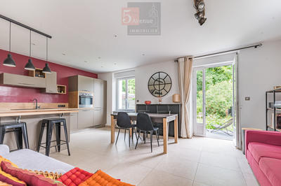 Maison - 98 m² - 4 pièces