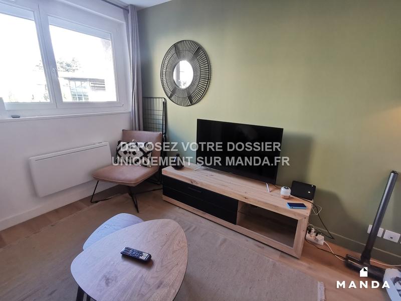 Chambre - 11 m² - 4 pièces