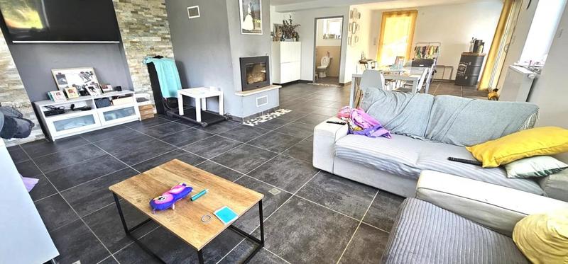 Maison en pierre - 210 m² - 7 pièces