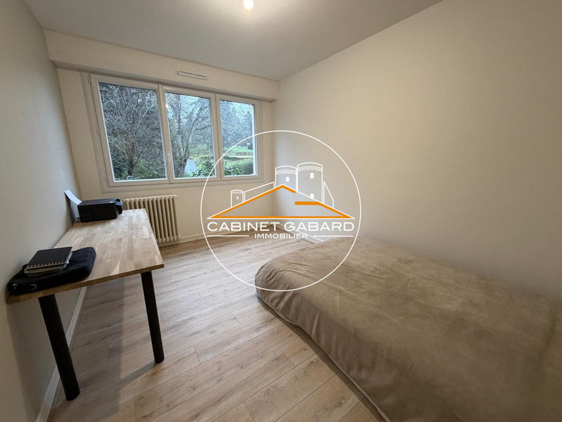 Appartement - 93 m² - 4 pièces
