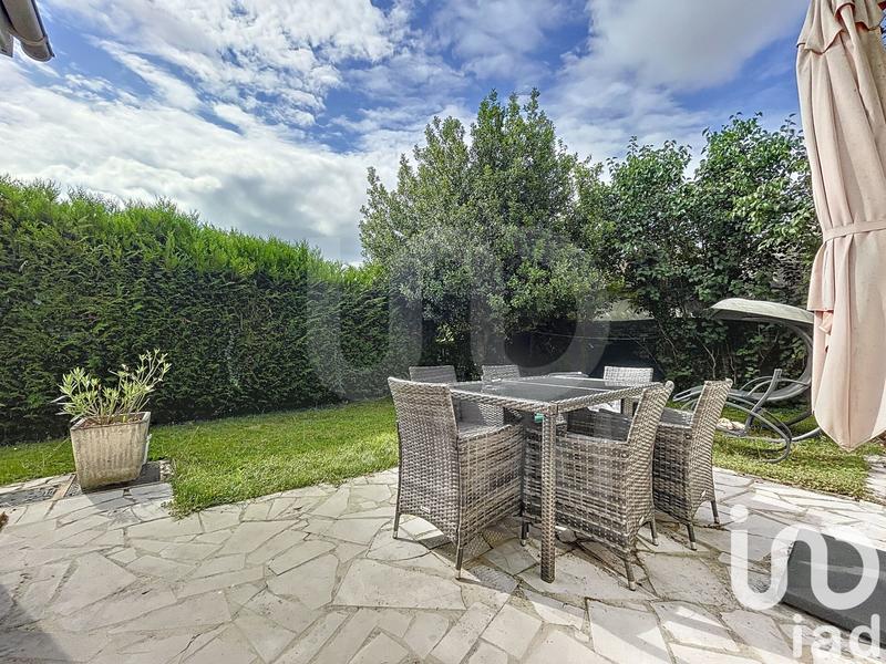 Maison - 93 m² - 5 pièces