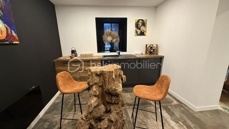 Atelier d'activités - 166 m² - 5 pièces