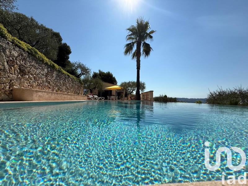 Maison - 171 m² - 6 pièces